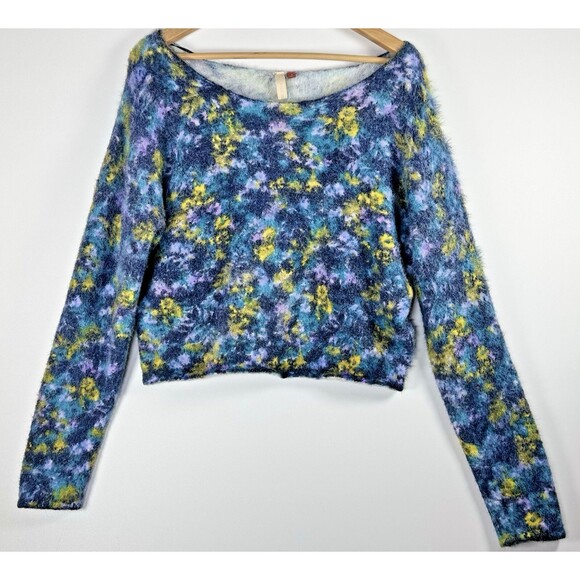 Pilcro Anthropologie Fuzzy Sweater Medium Cropped Floral Blue Abstract Knit - Picture 1 of 10